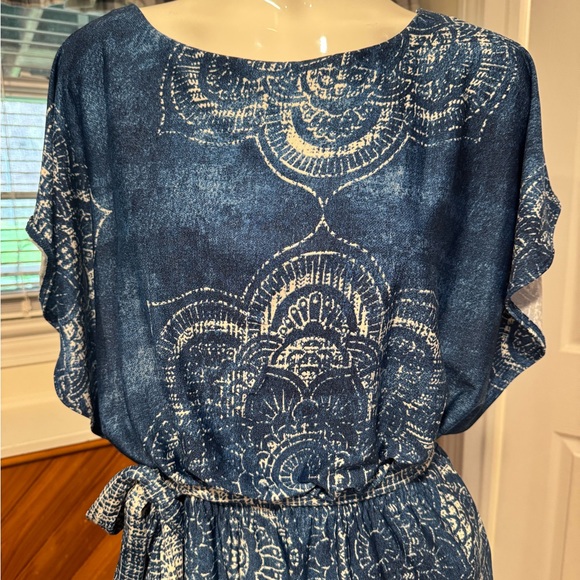 Emma & Michele Blue Patterned Jumpsuit Size Small Blue and White Back Zipper - Picture 3 of 11